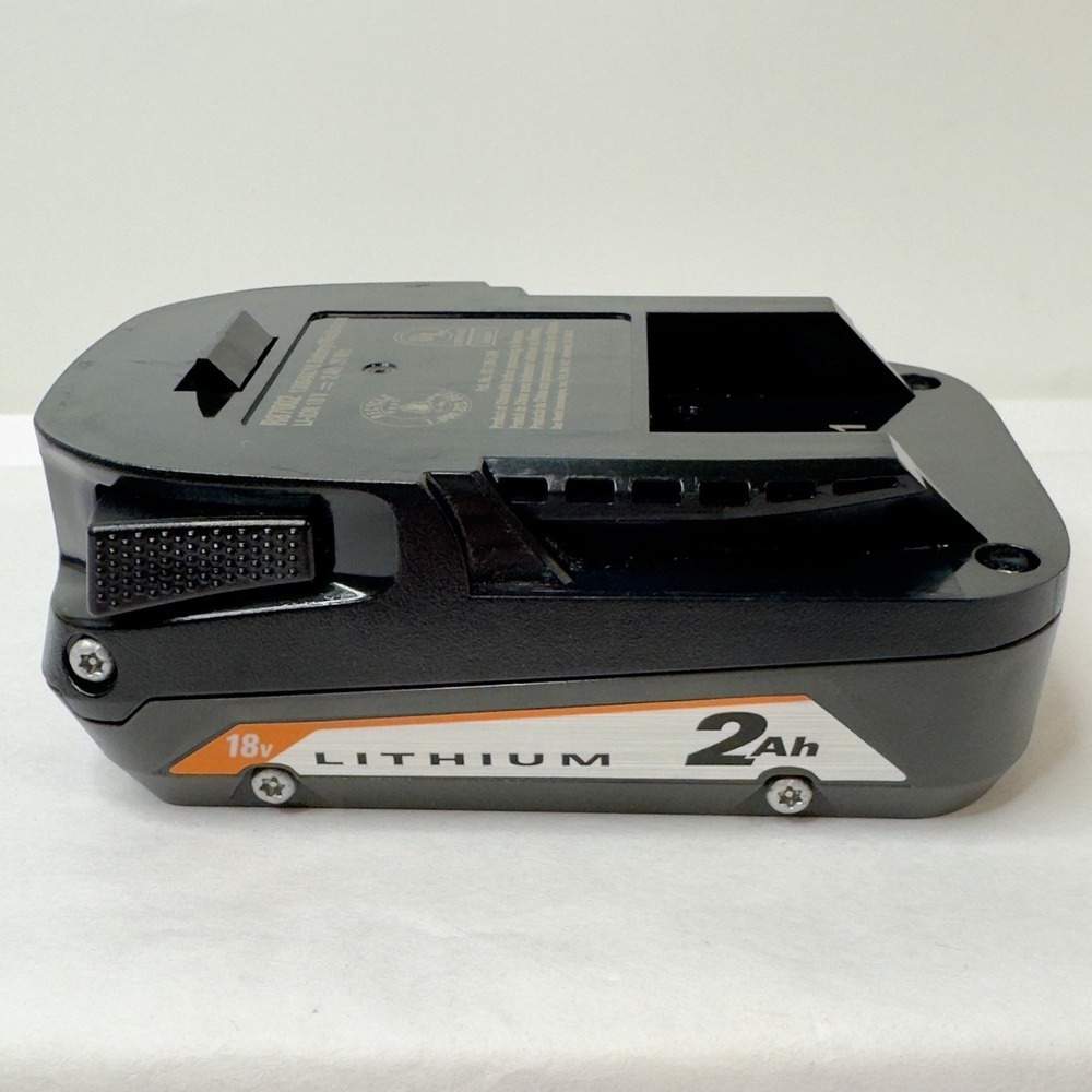 RIDGID 18V Lithium-ion Battery - R87002 - Picture 2 of 8